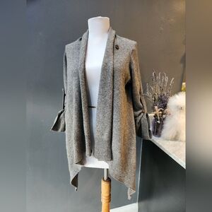 Ann taylor grey sweater womans size xs